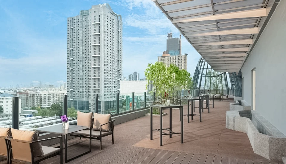 هتل آوانی سوخومویت بانکوک